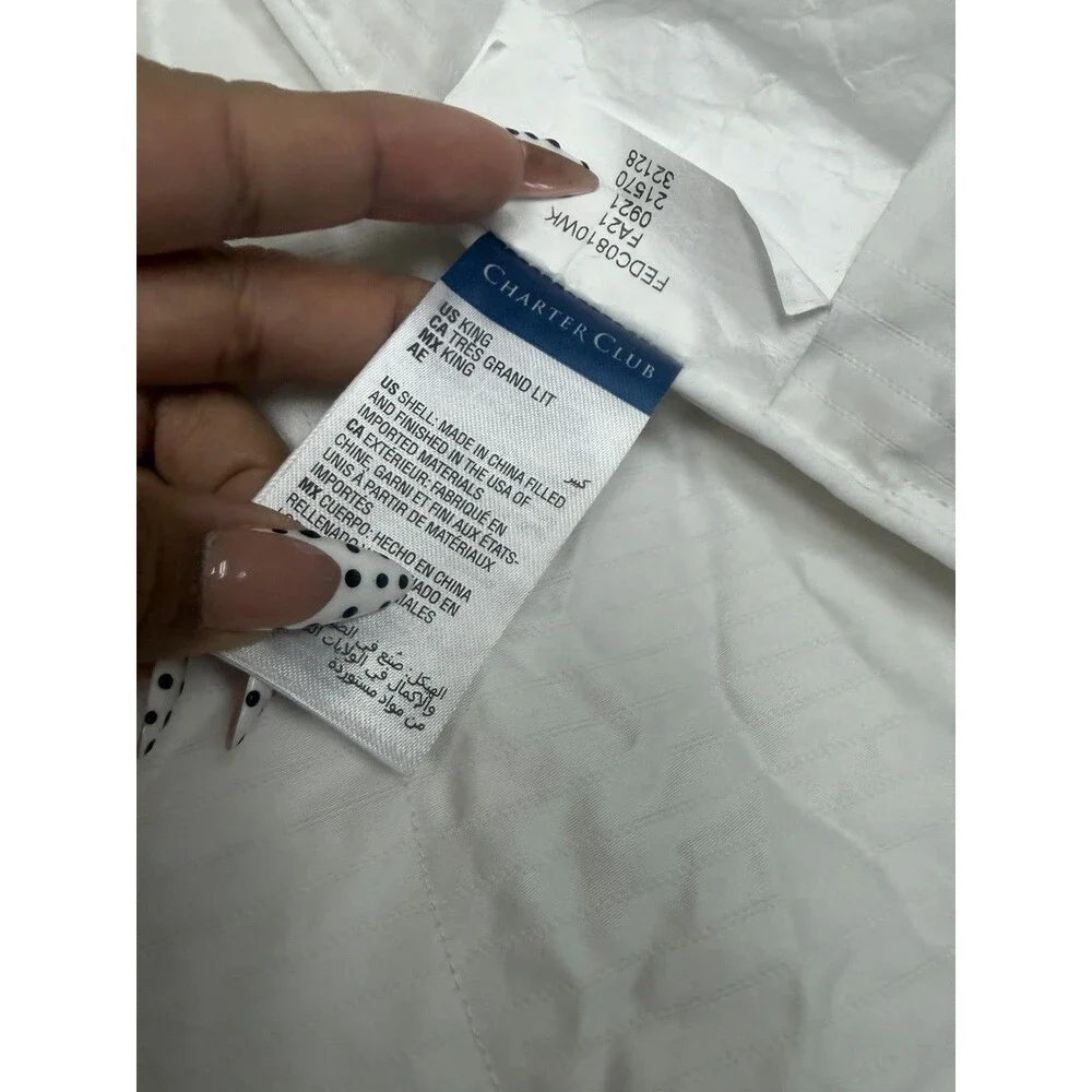 Charter Club White Down Lightweight King Comforter Pre-Owned